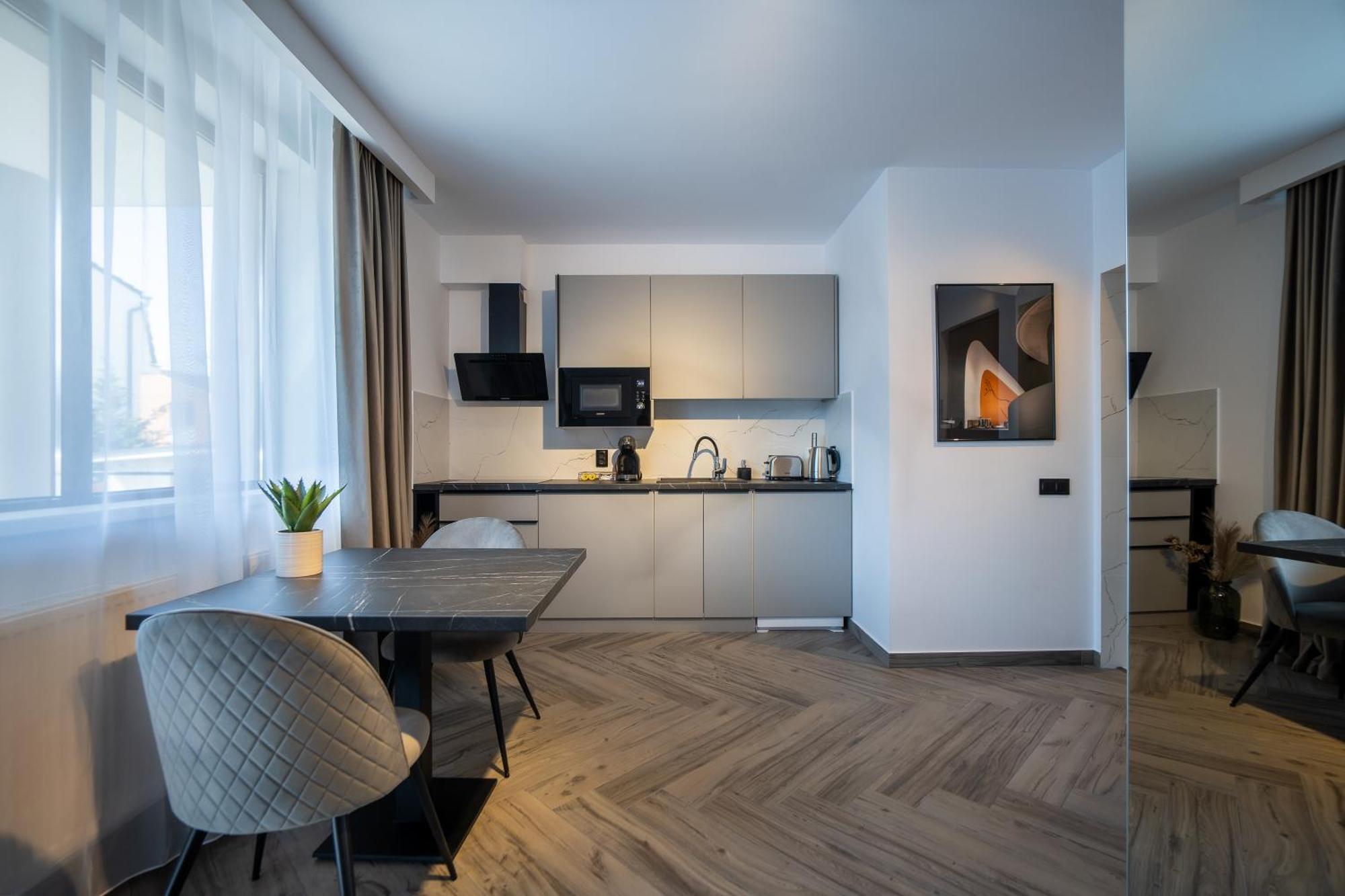 Urbio Private Suites Cluj-Napoca Exterior photo